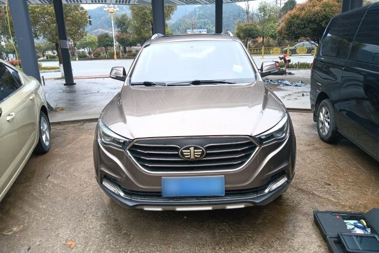 Used Bestune X40 2017 1.6L Automatic Luxury Model
