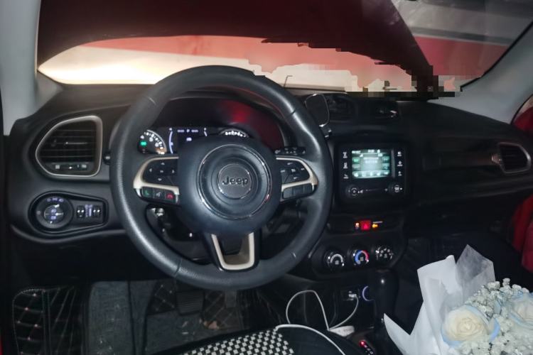 Used Jeep Renegade 2017 180T Automatic High-Energy Version