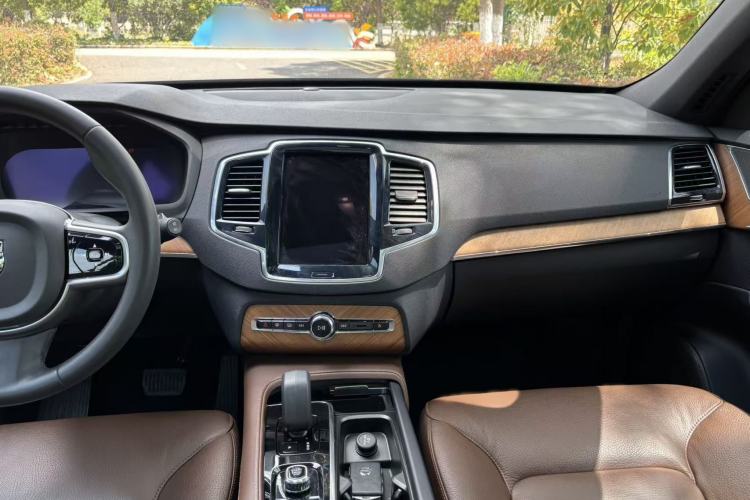 Used Volvo XC90 2023 B6 Zhiyi Luxury Edition 7-Seater Interior 6