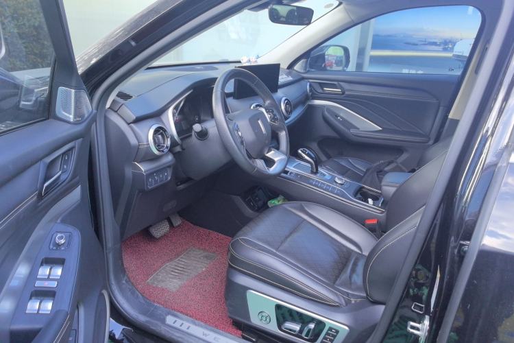 Used Wey VV6 2020 2.0T Two-Wheel Drive Smart Enjoyment+