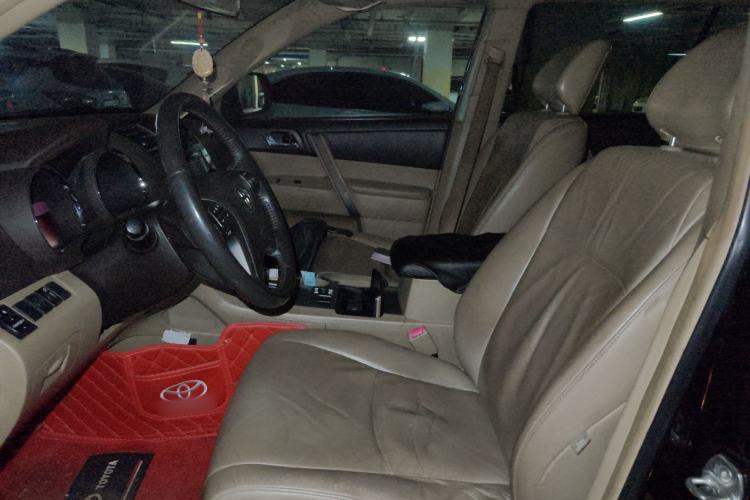 Used Toyota Highlander 2012 2.7L Two-Wheel Drive 7-Seater Luxury Edition