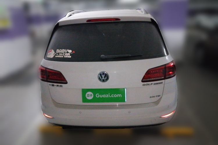 Used Volkswagen Golf Sportsvan 2018 230TSI Automatic Luxury Model
