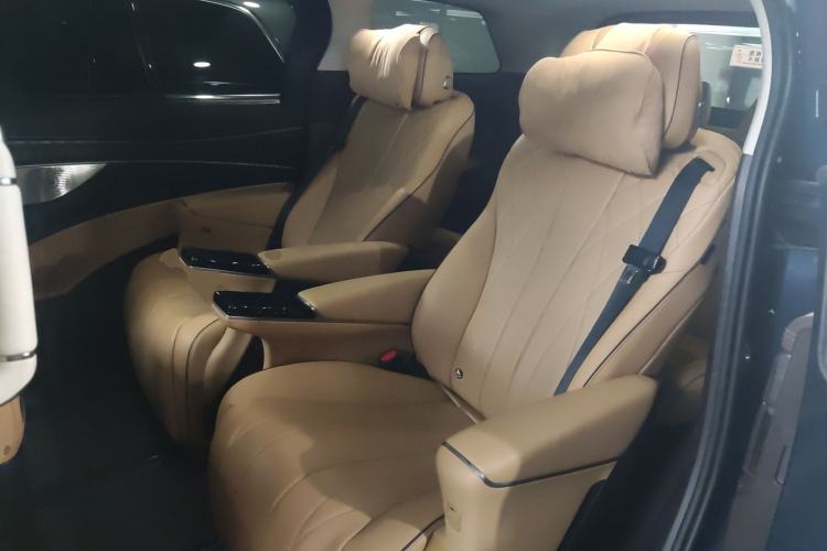 Used Denza D9 2024 DM-i 1050 Luxury Model Left Rear Seat