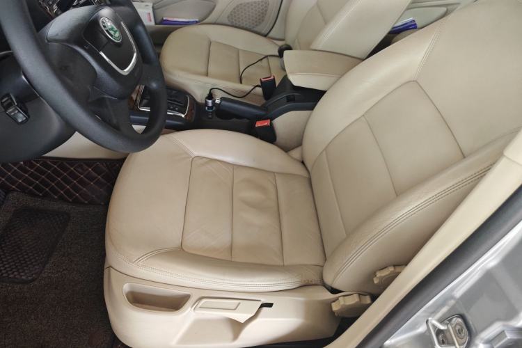 Used Skoda Octavia 2010 1.6L Automatic Yijun Edition Left Front Seat