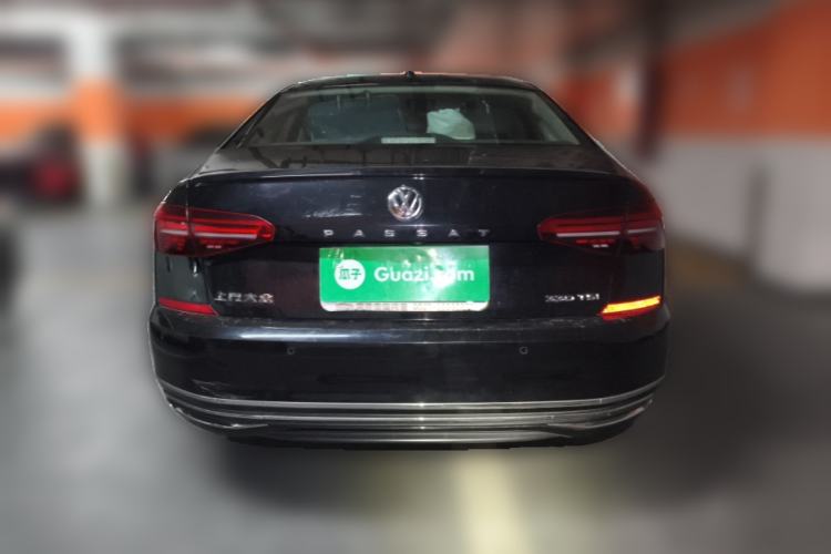 Used Volkswagen Passat 2019 330TSI Elite Edition China VI Rear
