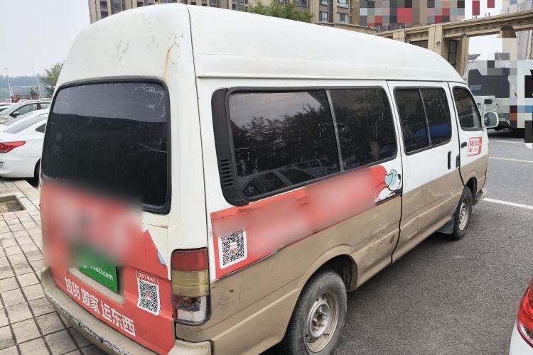 Used Foton Scenic 2014 2.0L Express Standard Long-Wheelbase High-Roof Version 486EQV4
