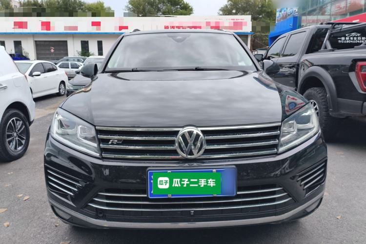 Used Volkswagen Touareg 2016 3.0 TSI High-End Version Front