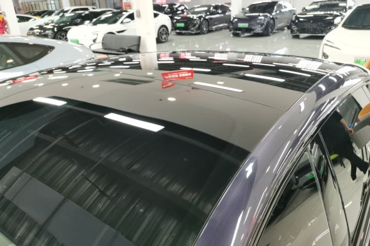 Used Avatr 12 2025 Ultra Extended-Range Edition Roof