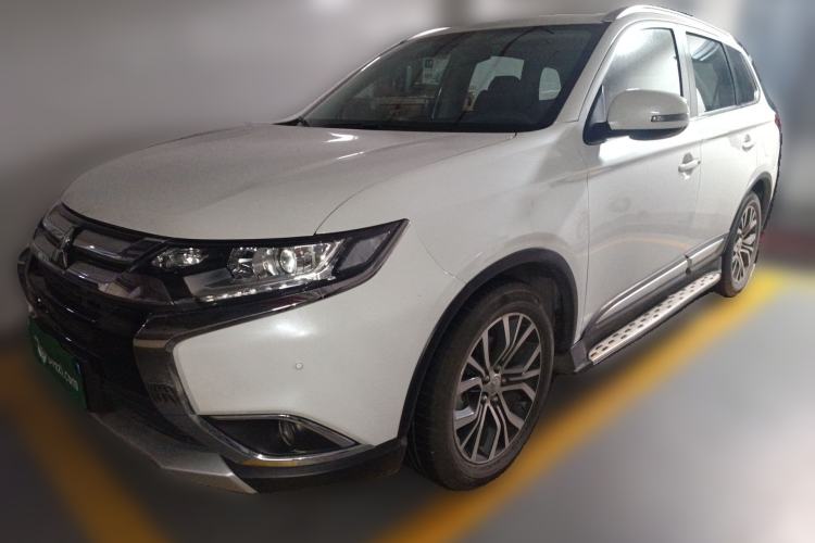 Used Mitsubishi Outlander 2018 2.0L Two-Wheel Drive Glory Edition 5 Seats