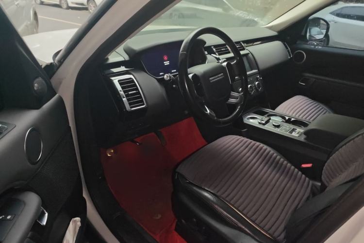 Used Land Rover Discovery 2020 2.0T SE
