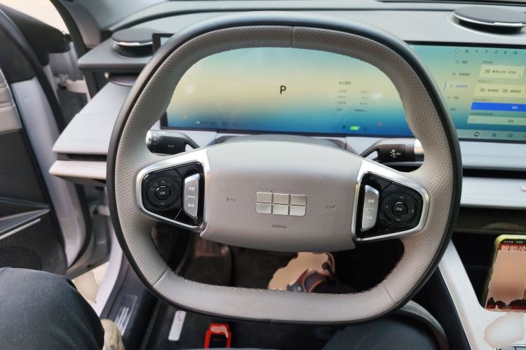 Used Geely Galaxy E8 2024 550 km Range Rear-Wheel-Drive PRO Steering Wheel