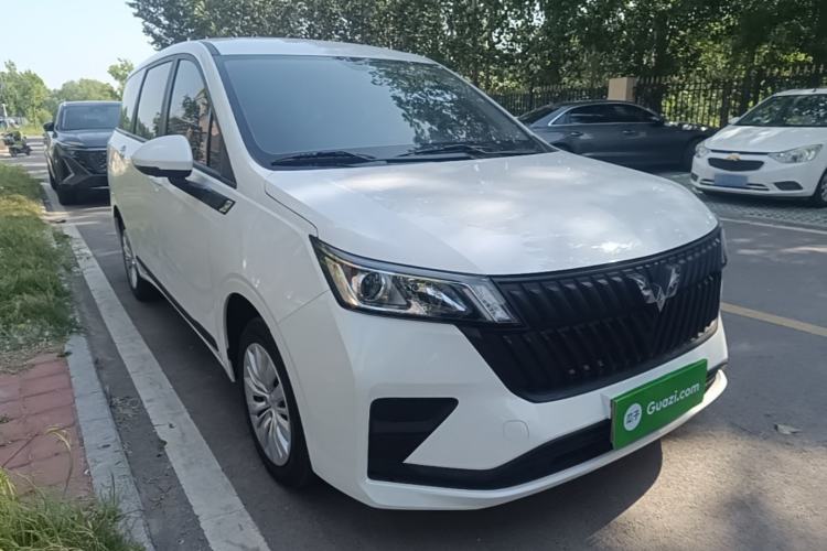 Used Wuling Jiachen 2022 1.5L Manual Enjoyment Elite Model
