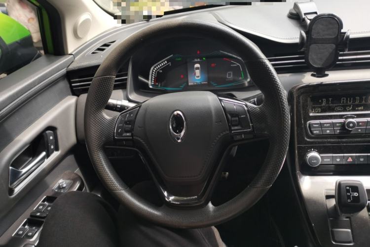 Used ORA iQ 2018 High-Range Version Smart Connectivity Model