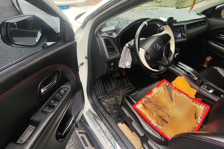 Used Honda Vezel 2017 1.5L CVT 2WD Comfort Model Driver Seat