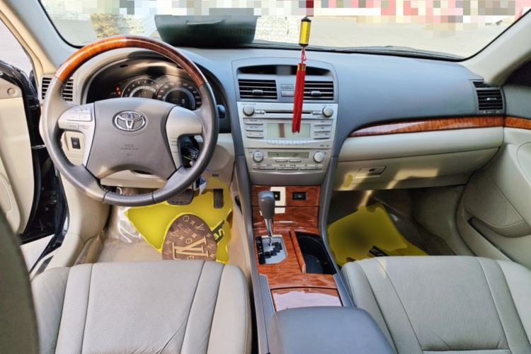 Used Toyota Camry 2008 240G Luxury Edition Center Console