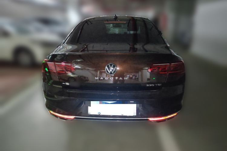 Used Volkswagen Magotan 2023 2 Million Units Limited Edition 330TSI DSG Leading Version