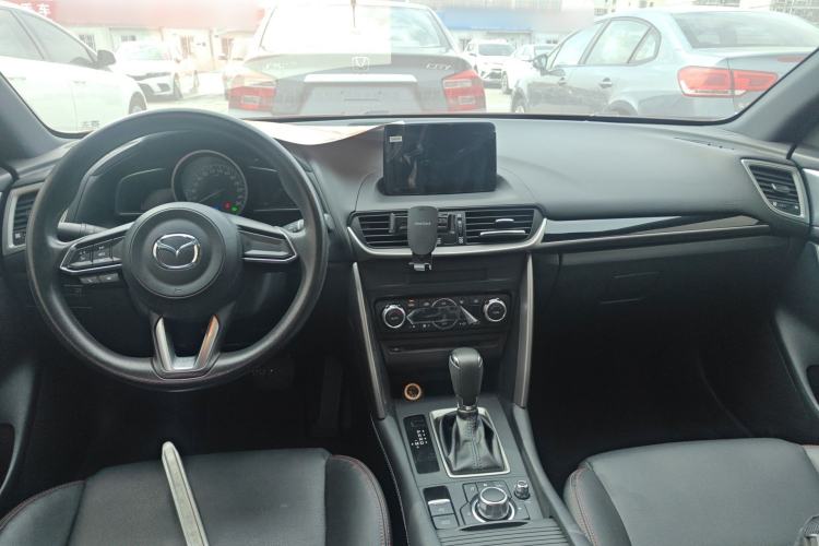 Used Mazda CX-4 2018 2.0L Automatic Two-Wheel Drive Blue Sky Exploration Version China V Standard
