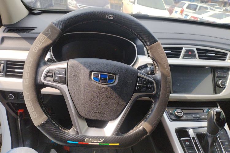 Used Geely Auto Emgrand X7 Sport 2018 1.8TD Automatic Two-Wheel Drive Smart Connect 4G Internet Edition