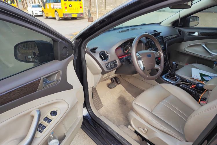 Used Ford Mondeo 2011 2.0L GTDi 200 Fashion Edition