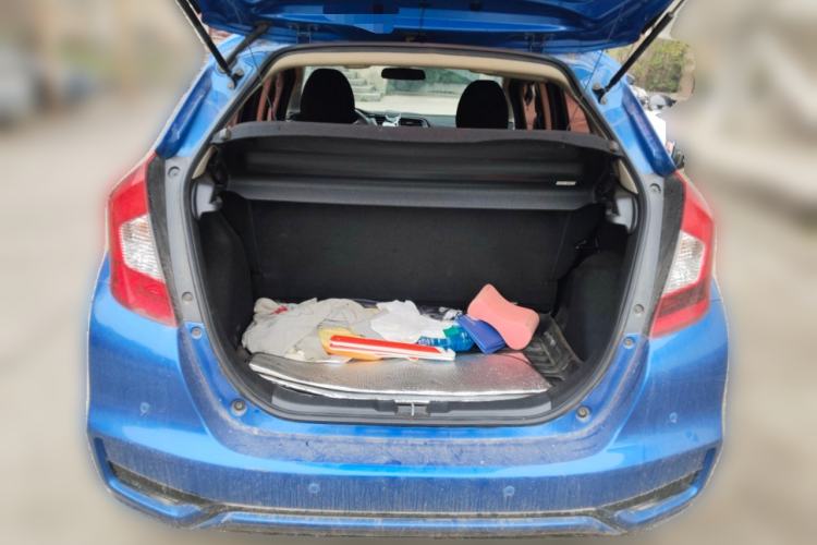 Used Honda Fit 2018 1.5L Manual Comfort Version
