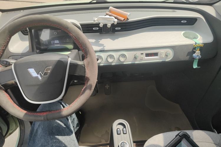 Used Wuling Hongguang MINIEV 2022 Macaron Premium Model – Lithium Iron Phosphate