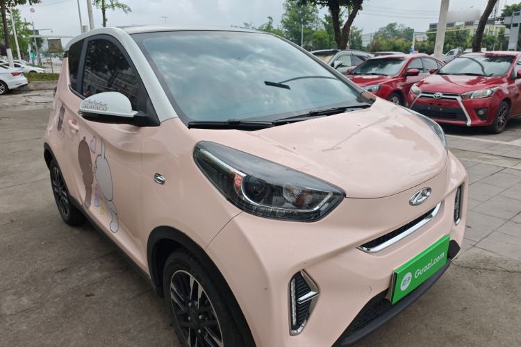 Used Chery QQ Little Ant 2022 Sweet Pink Edition Half-Sugar Version 3-Cell Lithium 30kW 301km Front Right 45 Deg