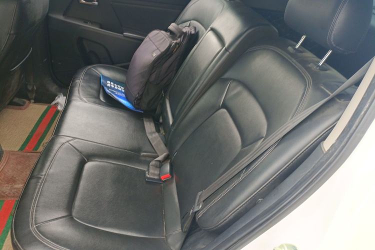 Used Kia Sportage R 2015 2.0L Automatic Two-Wheel Drive DLX Model Left Rear Seat