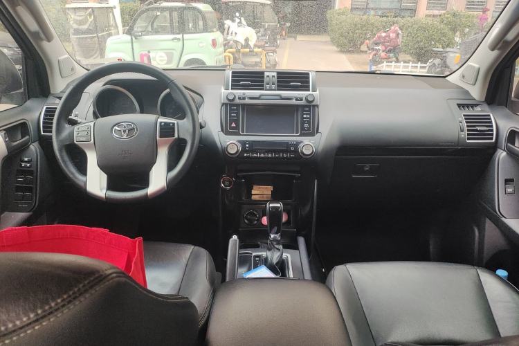 Used Toyota Prado 2016 2.7L Automatic Luxury Edition
