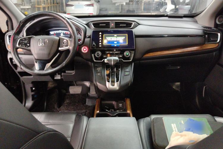 Used Honda CR-V 2017 240TURBO CVT Front-Wheel Drive Fashion Edition
