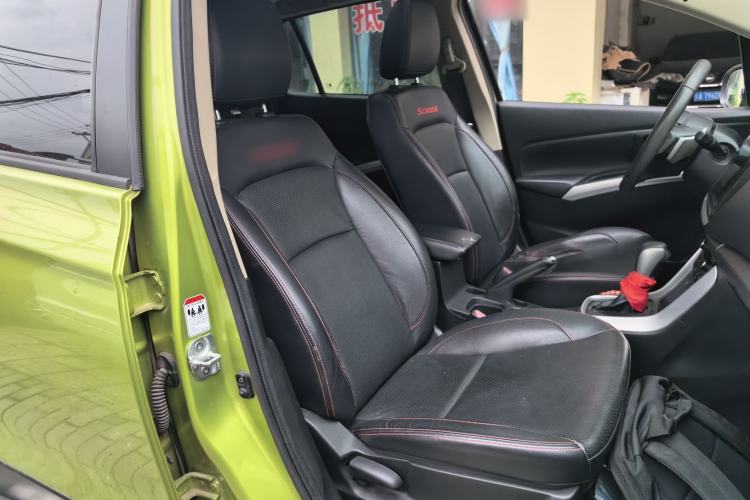 Used Suzuki S-Cross 2014 1.6L CVT Two-Wheel Drive Elite Version
