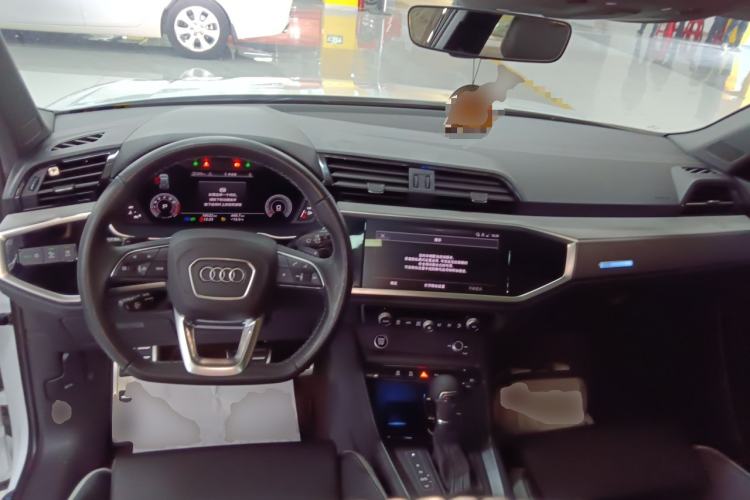 Used Audi Q3 2024 35 TFSI Fashion Dynamic Edition