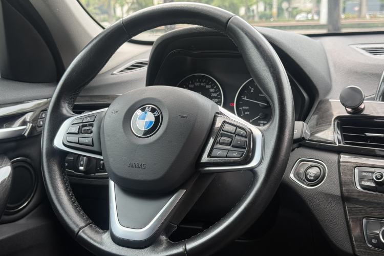 Used BMW X1 2018 sDrive18Li Fashion Model Interior 8