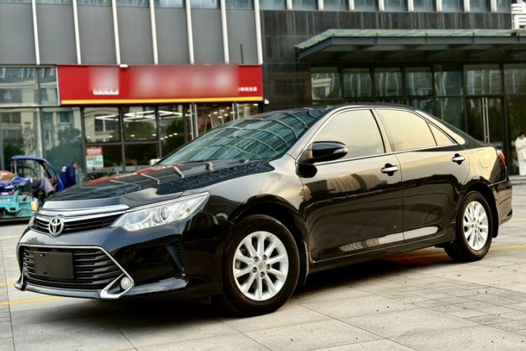 Used Toyota Camry 2016 2.0G 10th Anniversary Leading Edition