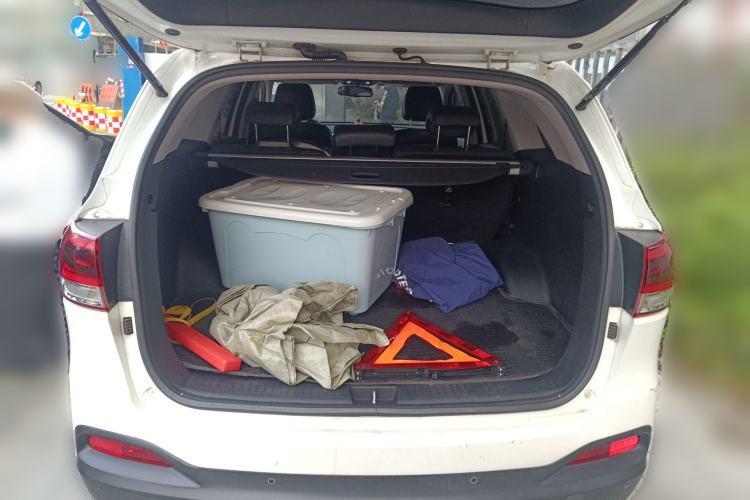 Used Kia Sorento 2015 Sorento L 2.4L Gasoline 4WD Elite Edition 5 Seats China IV Standard
