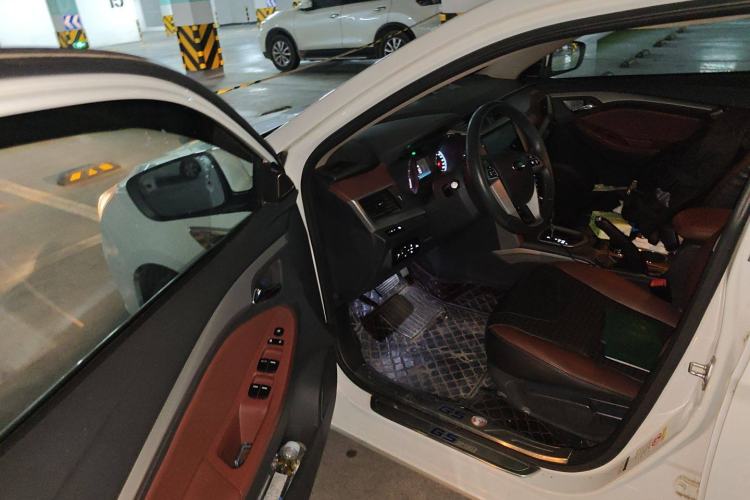 Used BYD G5 2014 1.5TID Automatic Prestige Model