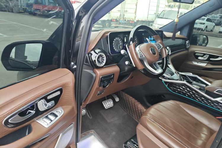 Used Mercedes-Benz Vito 2018 2.0T Business Version China VI Emission Standard Driver Seat