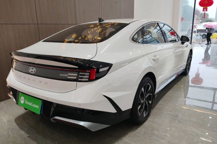 Used Hyundai Sonata 2024 1.5T Pro Rear Right 45 Deg