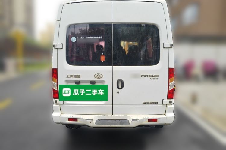 Used SAIC MAXUS Xintu V80 2018 2.5T 6-Speed Manual Aoyuntong Short Wheelbase Mid-Height 5-6 Seater
