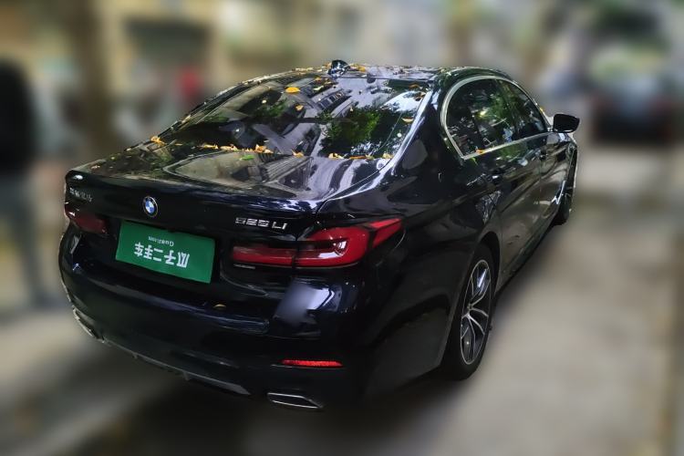 Used BMW 5 Series 2022 Restyled 525Li M Sport Package
