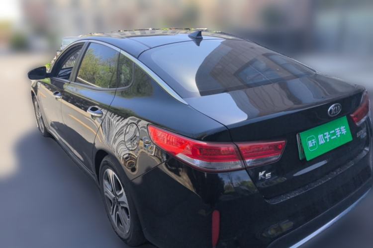 Used Kia K5 New Energy 2018 2.0L ZhiZun Edition
