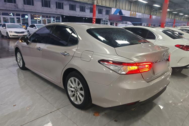 Used Toyota Camry 2019 2.0G Luxury Edition China VI Standard