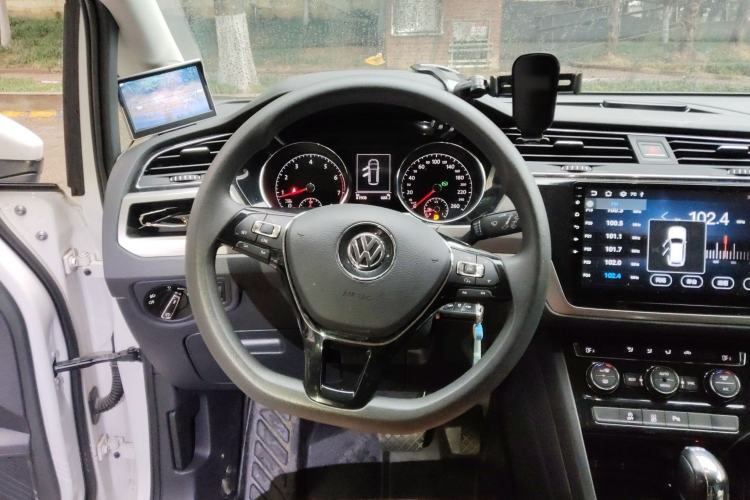 Used Volkswagen Touran 2018 Volkswagen Touran L 280TSI DSG Comfort Edition 7 Seats China V Emission Standard
