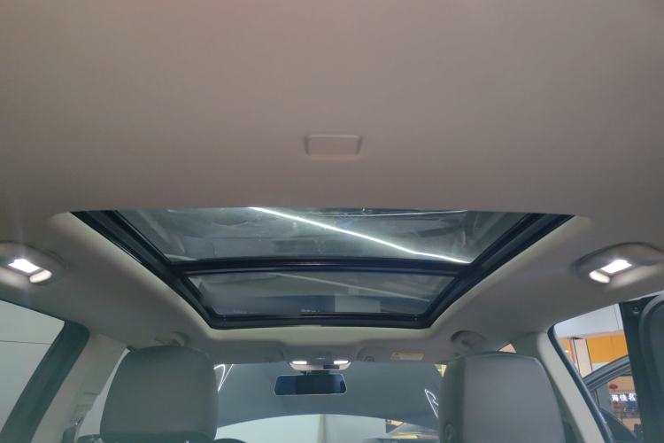 Used Buick Envision 2018 20T Two-Wheel-Drive Elite Model Headliner