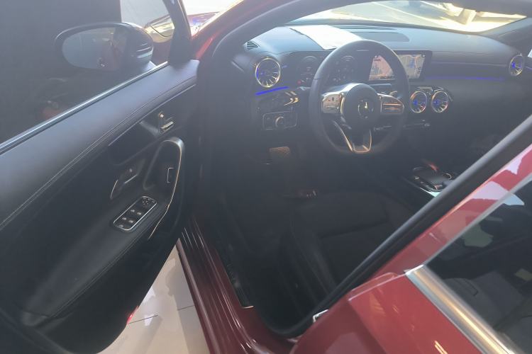 Used Mercedes-Benz A-Class 2021 A 200 L Sport Sedan Fashion Model
