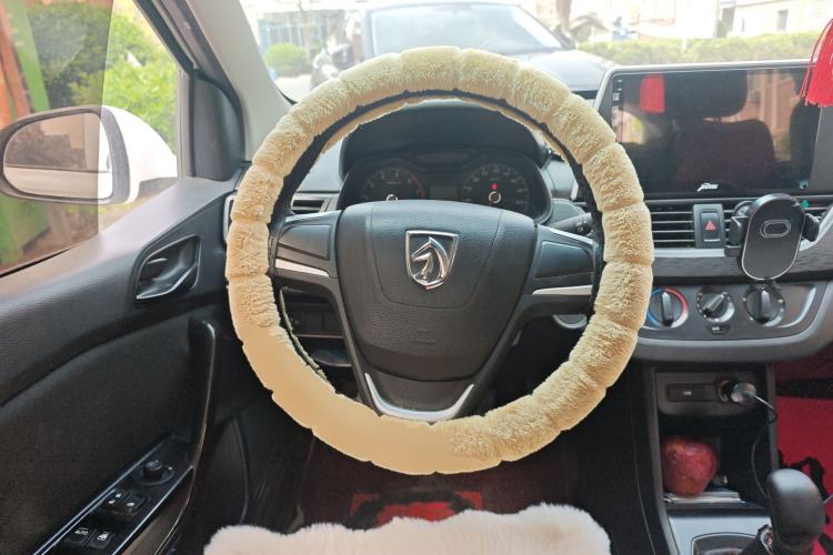 Used Baojun 310 2016 1.2L manual Comfort trim level Steering Wheel