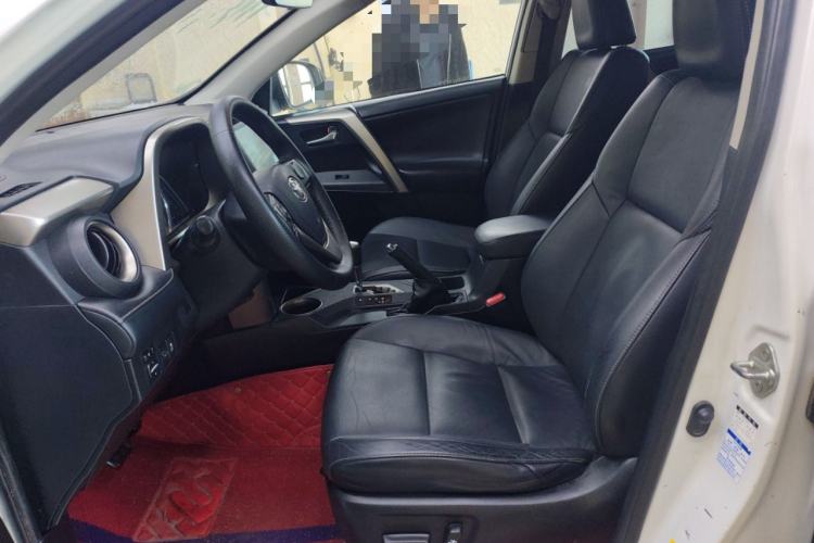 Used Toyota RAV4 2015 2.0L CVT Four-Wheel Drive New Edition
