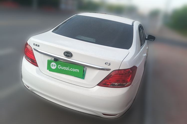 Used BYD e5 2018 Travel Edition
