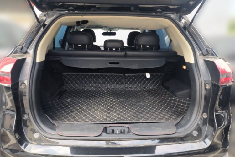 Used Geely Auto Emgrand X7 Sport 2018 1.8TD Automatic Two-Wheel Drive Smart Connect 4G Internet Edition
