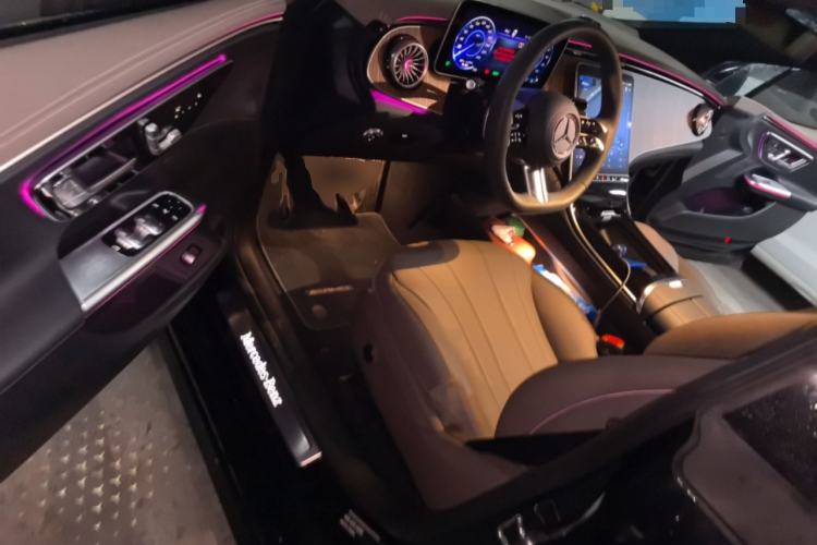 Used Mercedes-Benz EQE 2025 500 4MATIC Pioneer Edition
