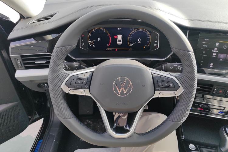 Used Volkswagen Passat 2026 Model, Outstanding 380TSI Longteng Edition
